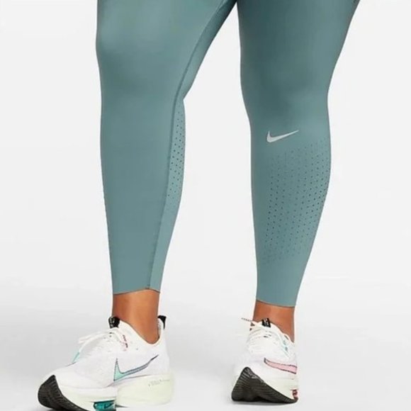Nike Epic Luxe Mid-Rise Pocket Running Leggings 3X - Picture 4 of 15
